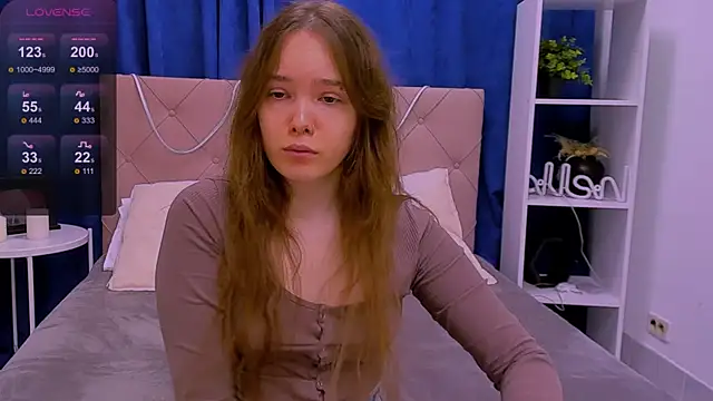 Janie JJ Curvie online show from March 15, 2026, 1:23 am