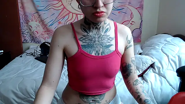 ArrangedFoot online show from April 15, 2026, 9:37 pm