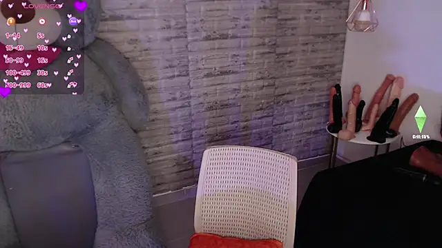 TinnaCobb online show from April 14, 2026, 4:12 pm