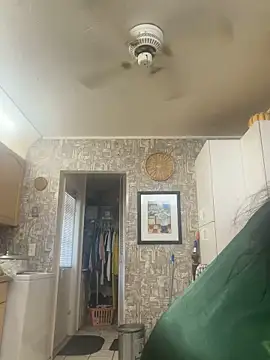 Snapshot of PichyPrettyPussy chatting on December 22, 2025, 3:23 pm PichyPrettyPussy online show from December 22, 2025, 3:23 pm