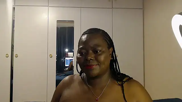 MatureBoobsDiva online show from October 12, 2025, 7:04 pm