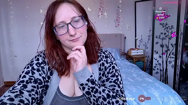WickedAphrodite online show from May 3, 2026, 8:12 pm