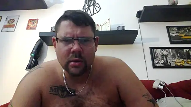 sexykevin17cm online show from April 15, 2026, 10:32 pm