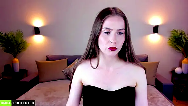 Snapshot of TheWoman__ chatting on April 28, 2026, 7:29 pm TheWoman online show from April 28, 2026, 7:29 pm