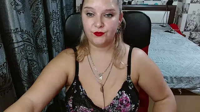 Boolochka online show from December 3, 2025, 8:19 pm