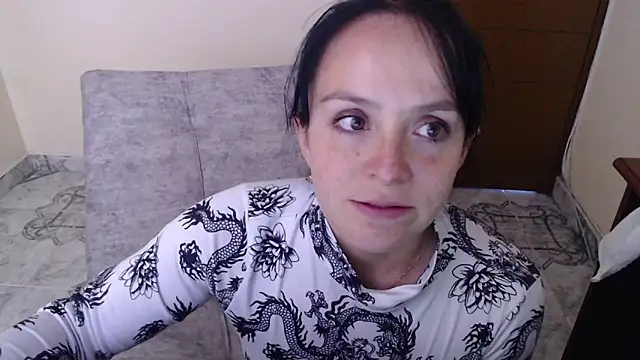 antara hotgirl online show from November 10, 2025, 8:47 pm