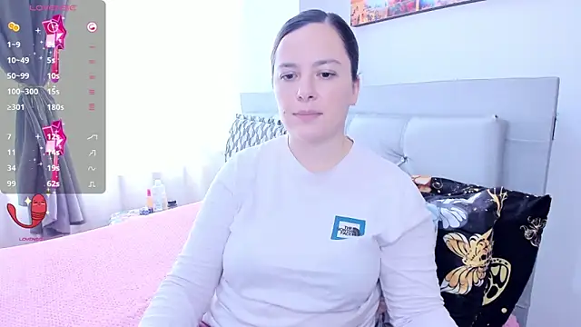 angelaagomez online show from June 6, 2026, 5:51 pm