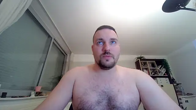 Snapshot of PowerToes chatting on January 18, 2026, 3:37 pm PowerToes online show from January 18, 2026, 3:37 pm