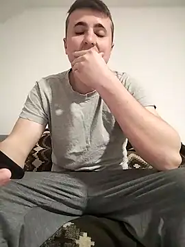 MrNoBoDy000 online show from April 9, 2026, 8:04 pm