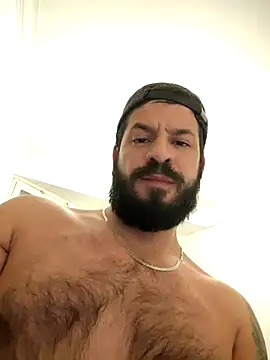 Snapshot of juanci_to chatting on October 16, 2025, 8:44 am juanci to online show from October 16, 2025, 8:44 am