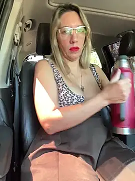 Snapshot of Gatitacarlita chatting on February 11, 2025, 1:41 pm Gatitacarlita online show from February 11, 2025, 1:41 pm