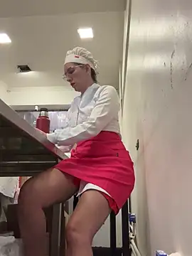 Snapshot of Gatitacarlita chatting on December 23, 2024, 3:22 pm Gatitacarlita online show from December 23, 2024, 3:22 pm