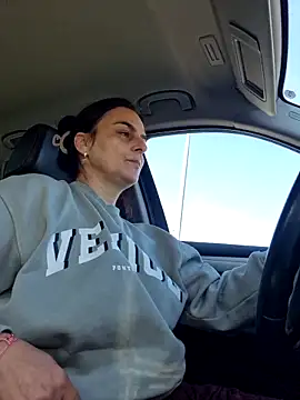 IsabelleCraft online show from March 6, 2026, 8:09 am