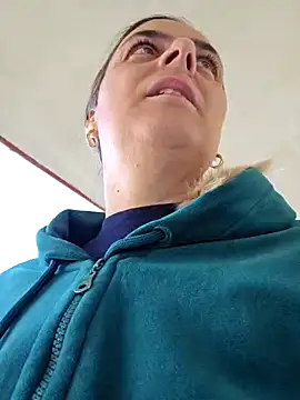 IsabelleCraft online show from March 22, 2025, 7:47 am