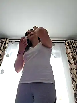 Snapshot of IsabelleCraft chatting on February 22, 2026, 9:11 am IsabelleCraft online show from February 22, 2026, 9:11 am