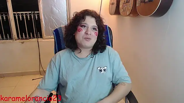 Snapshot of Smoke_trip_Alicia chatting on September 23, 2025, 4:30 am Smoke trip Alicia online show from September 23, 2025, 4:30 am