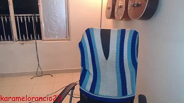 Snapshot of Smoke_trip_Alicia chatting on October 3, 2025, 5:31 am Smoke trip Alicia online show from October 3, 2025, 5:31 am