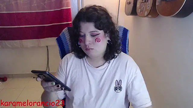 Snapshot of Smoke_trip_Alicia chatting on September 19, 2025, 4:49 am Smoke trip Alicia online show from September 19, 2025, 4:49 am