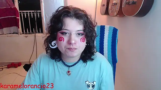 Snapshot of Smoke_trip_Alicia chatting on September 17, 2025, 3:52 am Smoke trip Alicia online show from September 17, 2025, 3:52 am