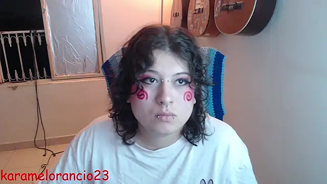 Snapshot of Smoke_trip_Alicia chatting on September 18, 2025, 4:48 am Smoke trip Alicia online show from September 18, 2025, 4:48 am