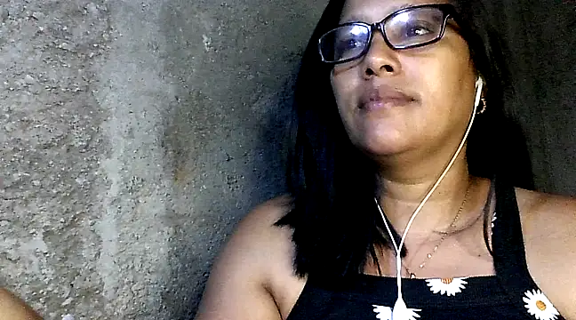 Damita999 online show from February 13, 2025, 5:16 am