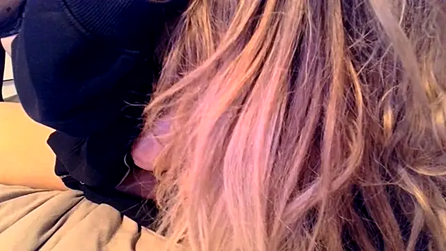 Snapshot of leadileo chatting on February 21, 2026, 7:10 am leadileo online show from February 21, 2026, 7:10 am