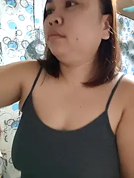 XXLorie 02 online show from March 19, 2026, 6:30 pm