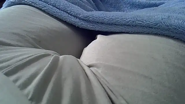 Snapshot of perescam chatting on March 26, 2026, 2:26 pm perescam online show from March 26, 2026, 2:26 pm