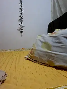 LUNAdeMARTE online show from September 23, 2025, 3:02 am