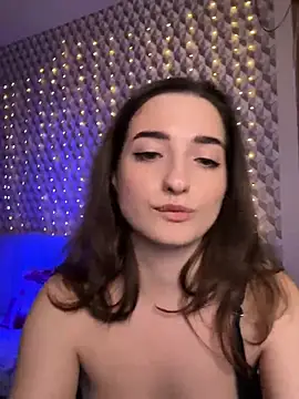 GoldieHoshie online show from January 22, 2025, 9:46 am