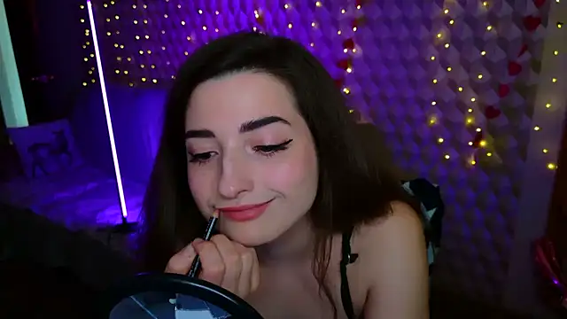 GoldieHoshie online show from February 23, 2025, 9:44 am