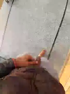 HotBoyOm online show from January 13, 2025, 11:30 am