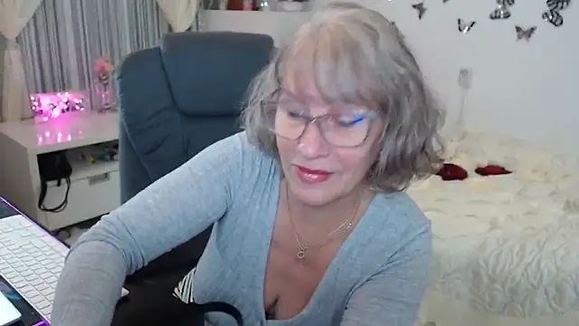 Ghertrude52 online show from October 11, 2025, 3:40 am