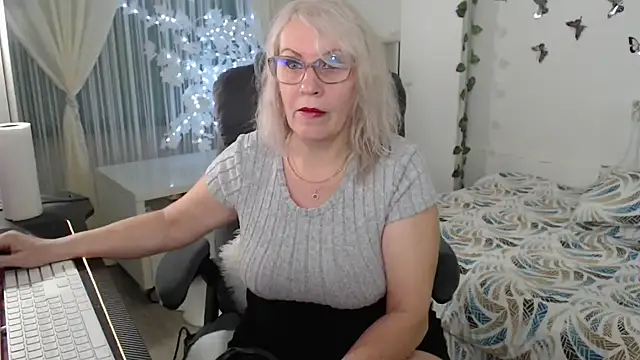 Ghertrude52 online show from March 29, 2026, 4:36 am