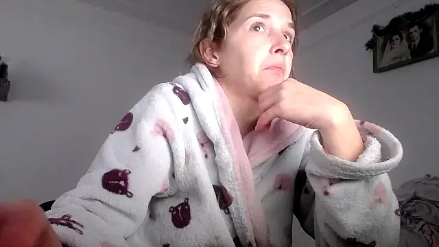 SexxyLety online show from December 20, 2025, 11:24 am