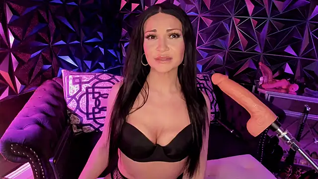 Snapshot of NatashaxoBangs chatting on October 15, 2025, 3:38 am NatashaxoBangs online show from October 15, 2025, 3:38 am