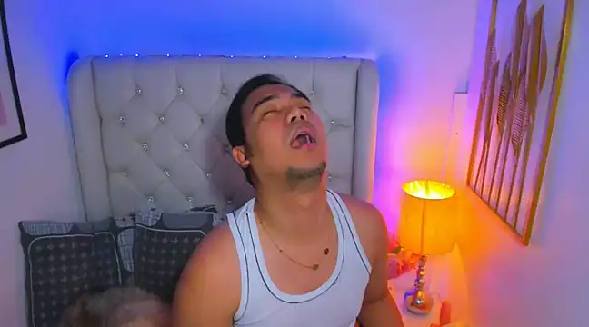 AsianZero online show from February 12, 2025, 5:26 pm