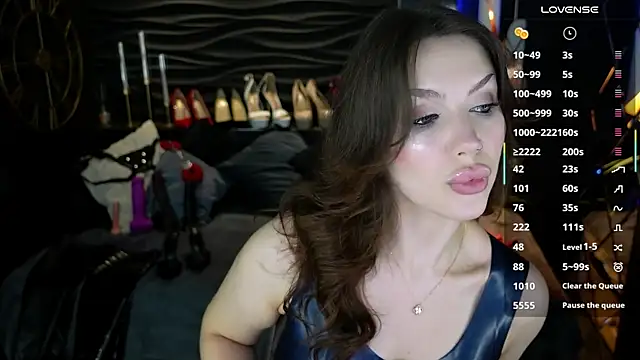 MistressDarsy online show from July 7, 2026, 1:47 pm