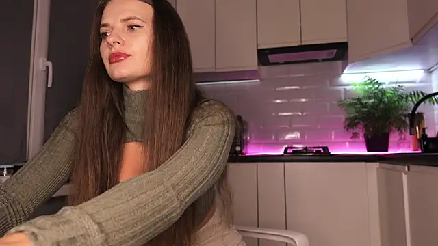 Snapshot of YOUR_SWEET_DREAM chatting on February 26, 2025, 9:53 pm YOUR SWEET DREAM online show from February 26, 2025, 9:53 pm