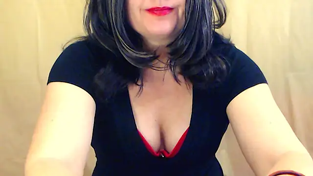 Snapshot of Fun4tipz chatting on March 11, 2025, 4:18 pm Fun4tipz online show from March 11, 2025, 4:18 pm