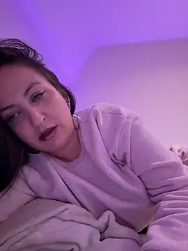 Snapshot of itsCassie chatting on February 17, 2026, 9:23 pm itsCassie online show from February 17, 2026, 9:23 pm