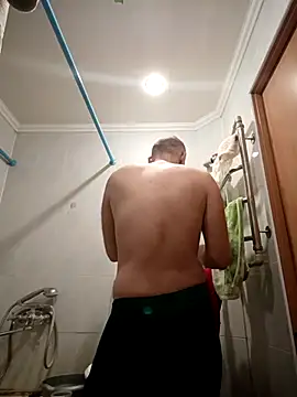 Snapshot of Sam_Colt chatting on December 18, 2025, 7:35 am Sam Colt online show from December 18, 2025, 7:35 am