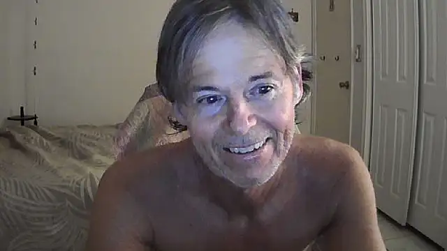 Snapshot of nakeedcowboi65 chatting on April 11, 2026, 9:57 am nakeedcowboi65 online show from April 11, 2026, 9:57 am