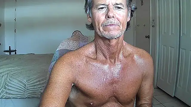 Snapshot of nakeedcowboi65 chatting on April 1, 2026, 6:49 pm nakeedcowboi65 online show from April 1, 2026, 6:49 pm