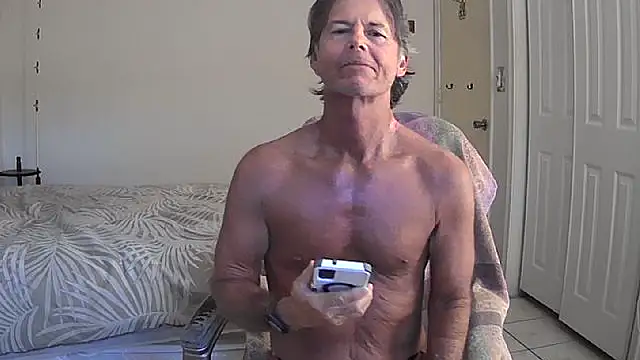 Snapshot of nakeedcowboi65 chatting on March 16, 2026, 11:07 pm nakeedcowboi65 online show from March 16, 2026, 11:07 pm