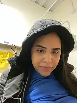 Snapshot of Maria_ruiz chatting on January 6, 2025, 7:09 am Maria ruiz online show from January 6, 2025, 7:09 am