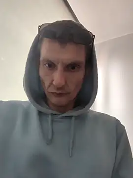 maciej online show from June 11, 2026, 6:21 am