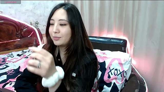 katydoll  online show from September 20, 2025, 3:06 pm