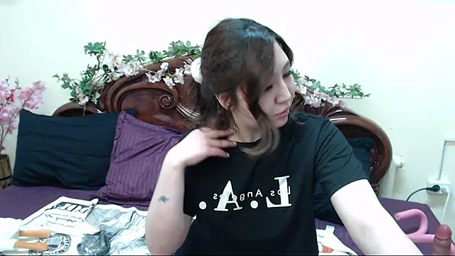 katydoll  online show from March 3, 2025, 5:41 pm