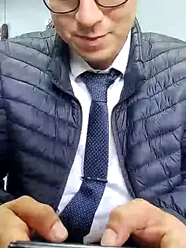 Business dickkk online show from December 24, 2024, 2:12 pm